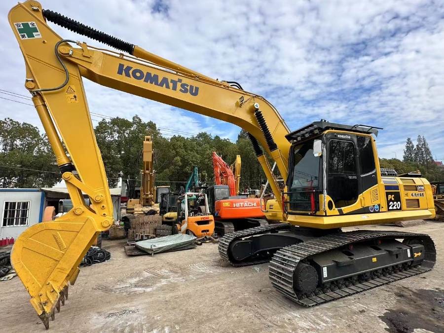 Japan Gebrauchtes Komatsu Bagger zum Verkauf Second Hand PC220-8 Jindongyu Maschinen