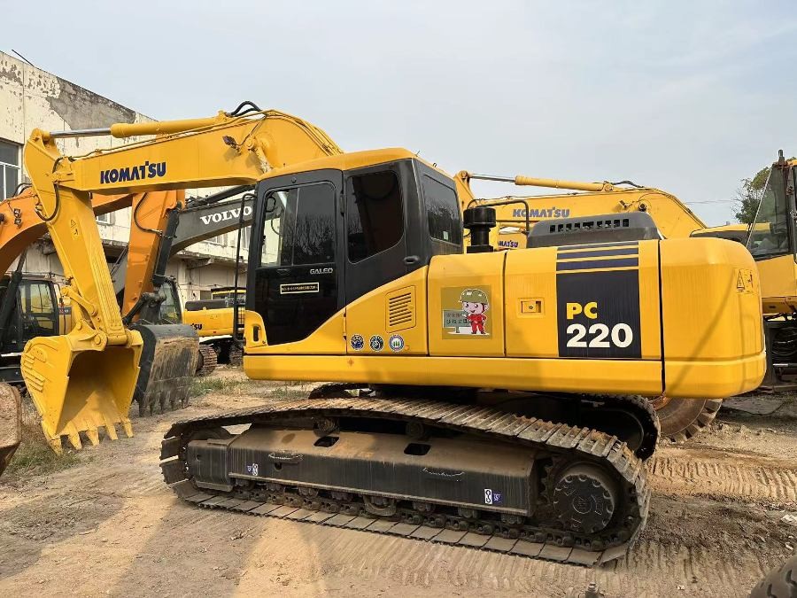 Japan Gebraucht Komatsu Bagger zum Verkauf Second Hand PC220-7 Jindongyu Maschinen