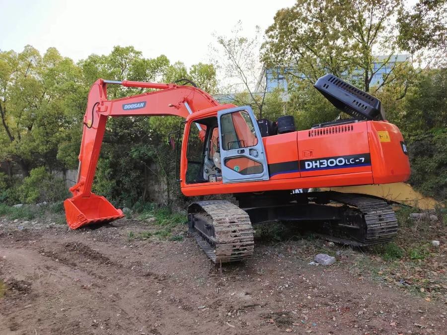 Korea Gebraucht Doosan Bagger zum Verkauf Gebraucht DH300LC Jindongyu Maschinen