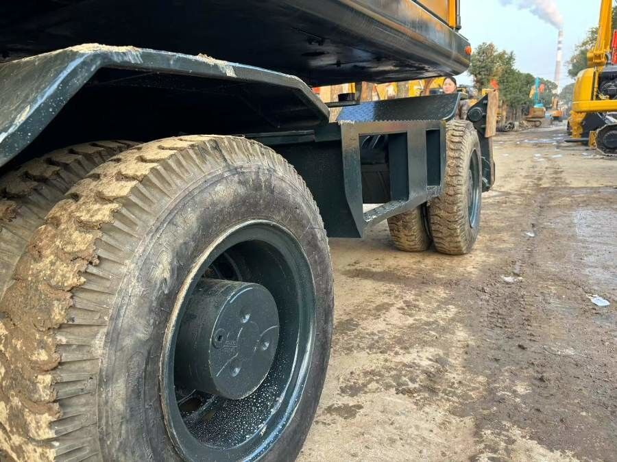 Korea Gebraucht Hyundai Bagger zum Verkauf Gebraucht R210w-9 Rad 21950KW 21 Tonnen Jindongyu Maschinen